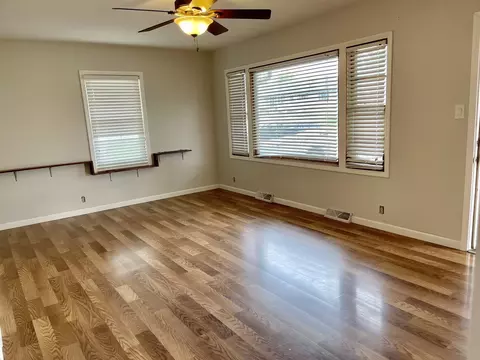 1410 Prospect Ave, Peru, IL 61354 photo 5