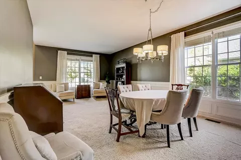 2061 Tunbridge Trl, Algonquin, IL 60102 photo 11