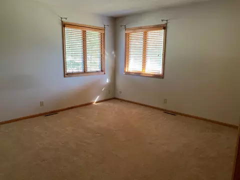 1420 West St, Peru, IL 61354 photo 17