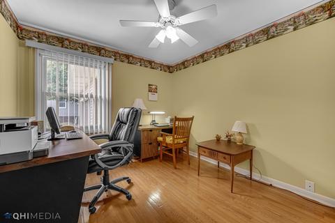 2030 W Alder Dr, Hoffman Estates, IL 60192 photo 18