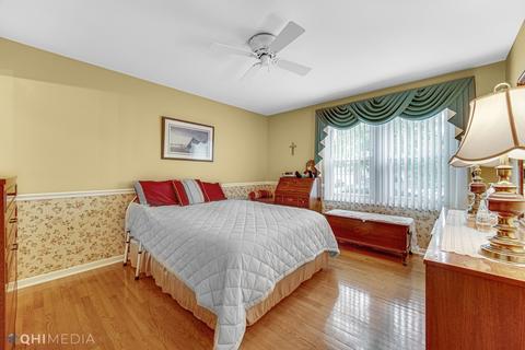 2030 W Alder Dr, Hoffman Estates, IL 60192 photo 14