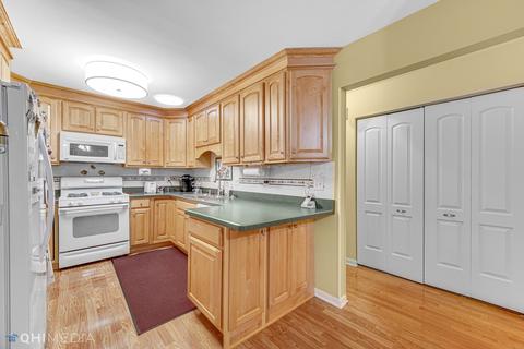 2030 W Alder Dr, Hoffman Estates, IL 60192 photo 6