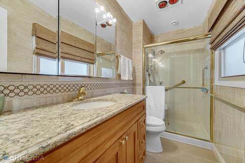 2030 W Alder Dr, Hoffman Estates, IL 60192 photo 16