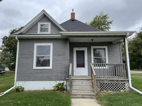 204 S Center St, Buda, IL 61314 photo 1