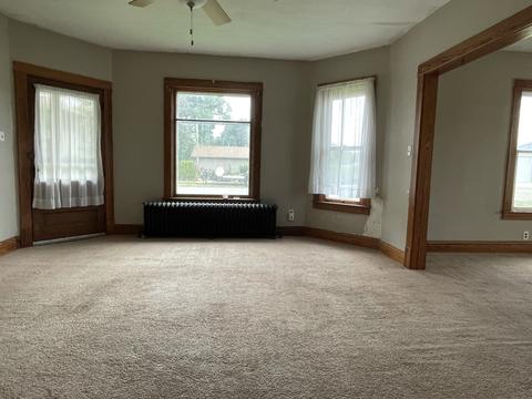 204 S Center St, Buda, IL 61314 photo 10