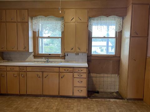 204 S Center St, Buda, IL 61314 photo 23