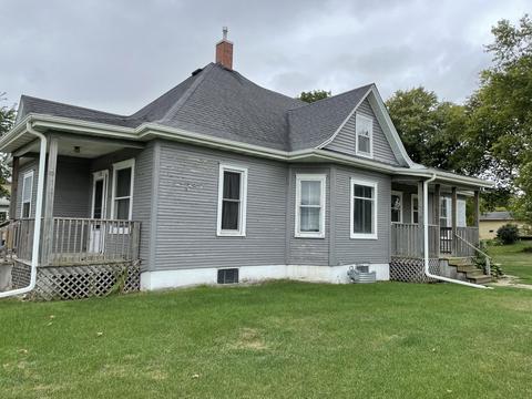 204 S Center St, Buda, IL 61314 photo 2