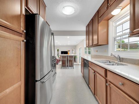 1835 Shetland Dr, Wheaton, IL 60189 photo 10