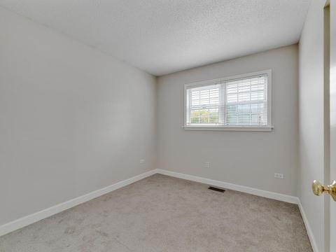 1835 Shetland Dr, Wheaton, IL 60189 photo 15