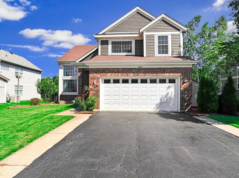 1380 Branden Ln, Bartlett, IL 60103 photo 2