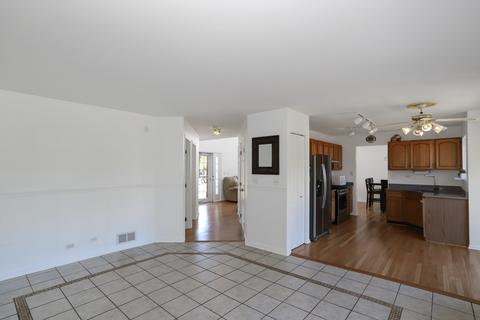 1380 Branden Ln, Bartlett, IL 60103 photo 9