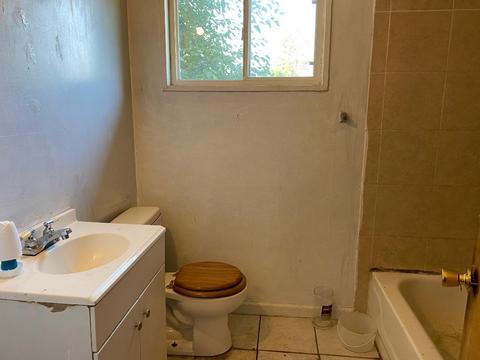 16437 Spaulding Ave, Markham, IL 60426 photo 4