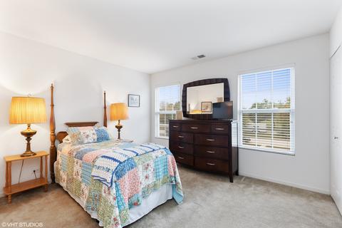 3623 Hyde Park Ct, Elgin, IL 60124 photo 11