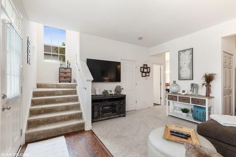 3623 Hyde Park Ct, Elgin, IL 60124 photo 8