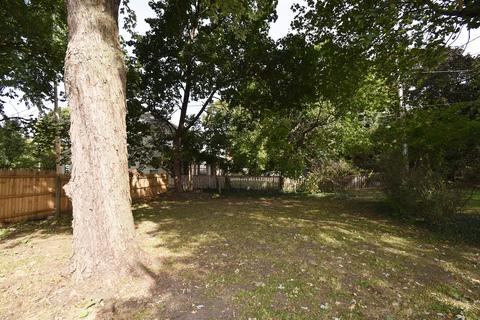 313 E State St, Geneva, IL 60134 photo 25