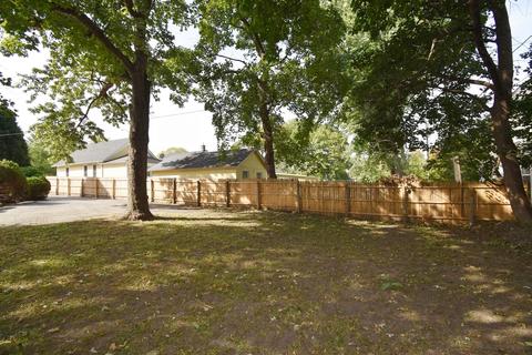 313 E State St, Geneva, IL 60134 photo 30