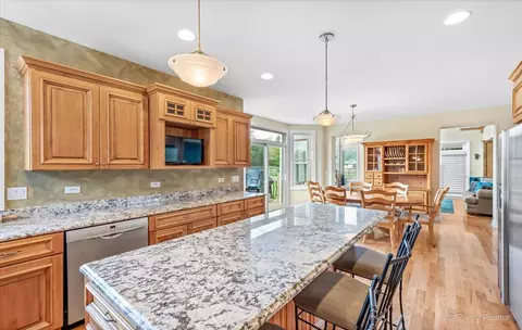 3209 Prairie View Rd, Mchenry, IL 60050 photo 29