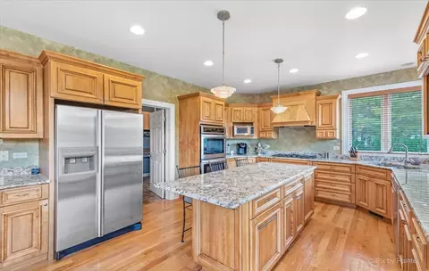 3209 Prairie View Rd, Mchenry, IL 60050 photo 27