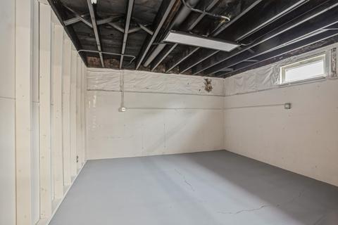 209 S Mill Rd, Addison, IL 60101 photo 15