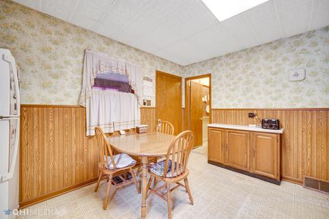 813 Beloit Ave, Forest Park, IL 60130 photo 10