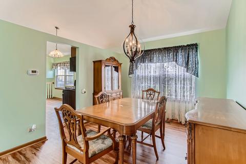 1935 Gleneagle Cir, Elgin, IL 60123 photo 8