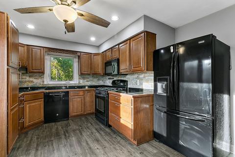 3941 153rd Pl, Midlothian, IL 60445 photo 2