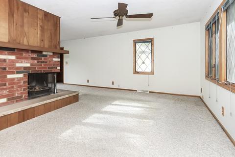 24 Matteson St, Gilberts, IL 60136 photo 5