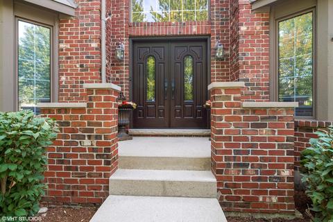 1101 Reddington Dr, Aurora, IL 60502 photo 2