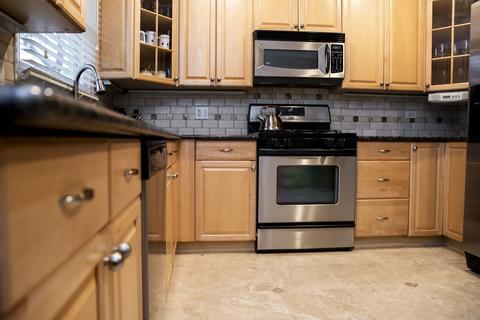 2017 E Woodview Dr, Mount Prospect, IL 60056 photo 7