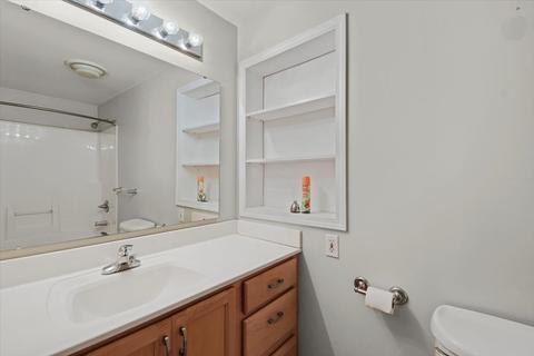 105 S Adams St, Philo, IL 61864 photo 15
