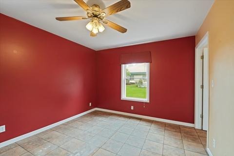105 S Adams St, Philo, IL 61864 photo 11