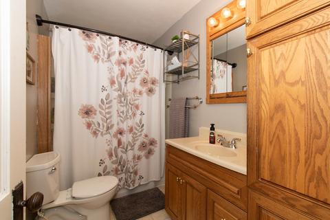 507 E Cherry St, Le Roy, IL 61752 photo 11