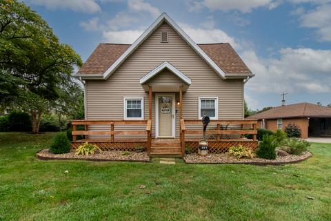 507 E Cherry St, Le Roy, IL 61752 photo 1