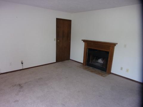 2002 Tracy Dr #6, Bloomington, IL 61704 photo 5
