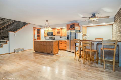 1109 Kenneth Cir, Elgin, IL 60120 photo 9