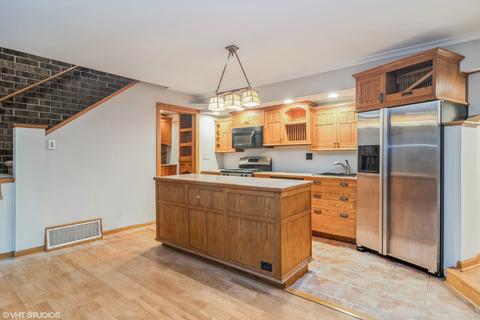 1109 Kenneth Cir, Elgin, IL 60120 photo 6