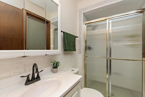 9 S555 Allison Ct, Willowbrook, IL 60527 photo 12