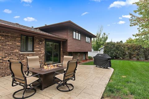 9 S555 Allison Ct, Willowbrook, IL 60527 photo 21