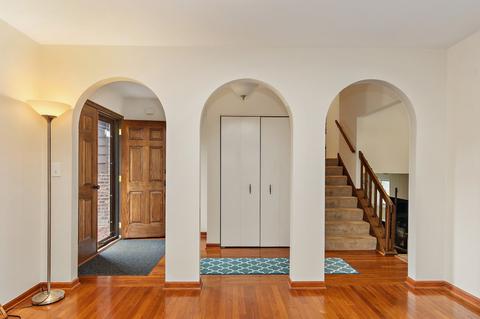 9 S555 Allison Ct, Willowbrook, IL 60527 photo 3