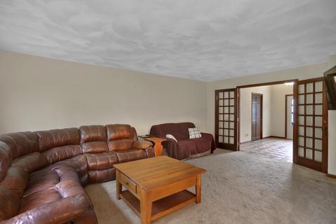 506 E Main St, Tolono, IL 61880 photo 15