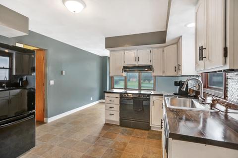 506 E Main St, Tolono, IL 61880 photo 19