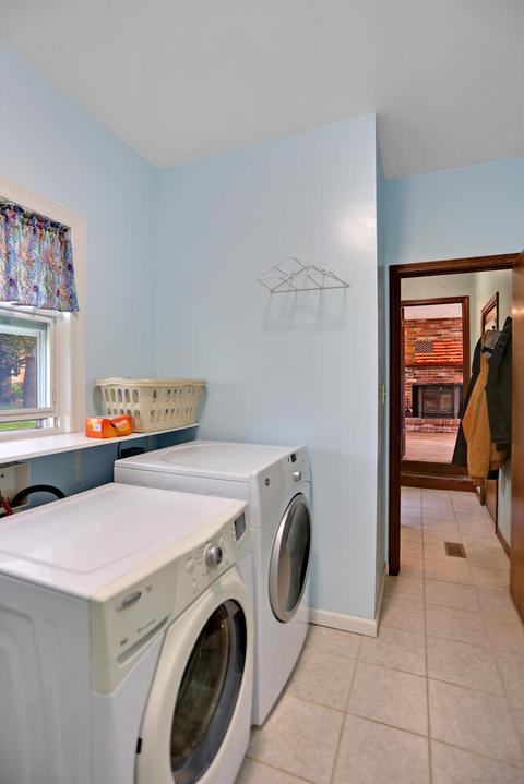 506 E Main St, Tolono, IL 61880 photo 29