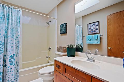 320 Greenfeather Ln, Elgin, IL 60120 photo 41