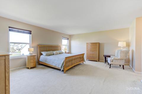 404 Cotoneaster Ct, Oswego, IL 60543 photo 10