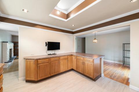 815 James Ct, Wheaton, IL 60189 photo 7
