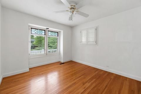 815 James Ct, Wheaton, IL 60189 photo 14