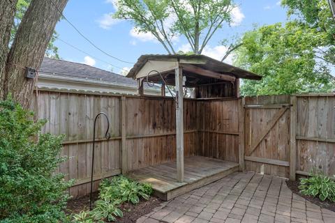 815 James Ct, Wheaton, IL 60189 photo 21