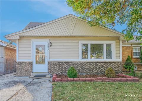 8602 Massasoit Ave, Burbank, IL 60459 photo 1