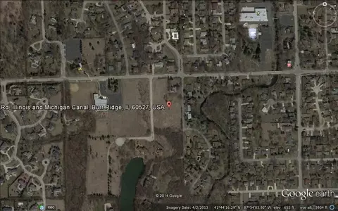 17 Buege Ln, Burr Ridge, IL 60527