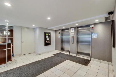 71 E Division St #1001, Chicago, IL 60610 photo 10